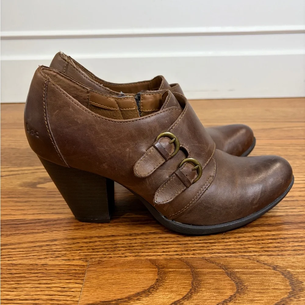 boc Women's Brown Ankle Buckle Booties - Picture 2 of 8